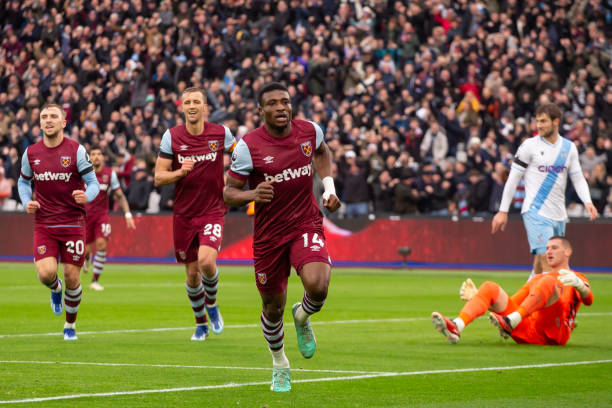 密球場上堆 密球場上堆